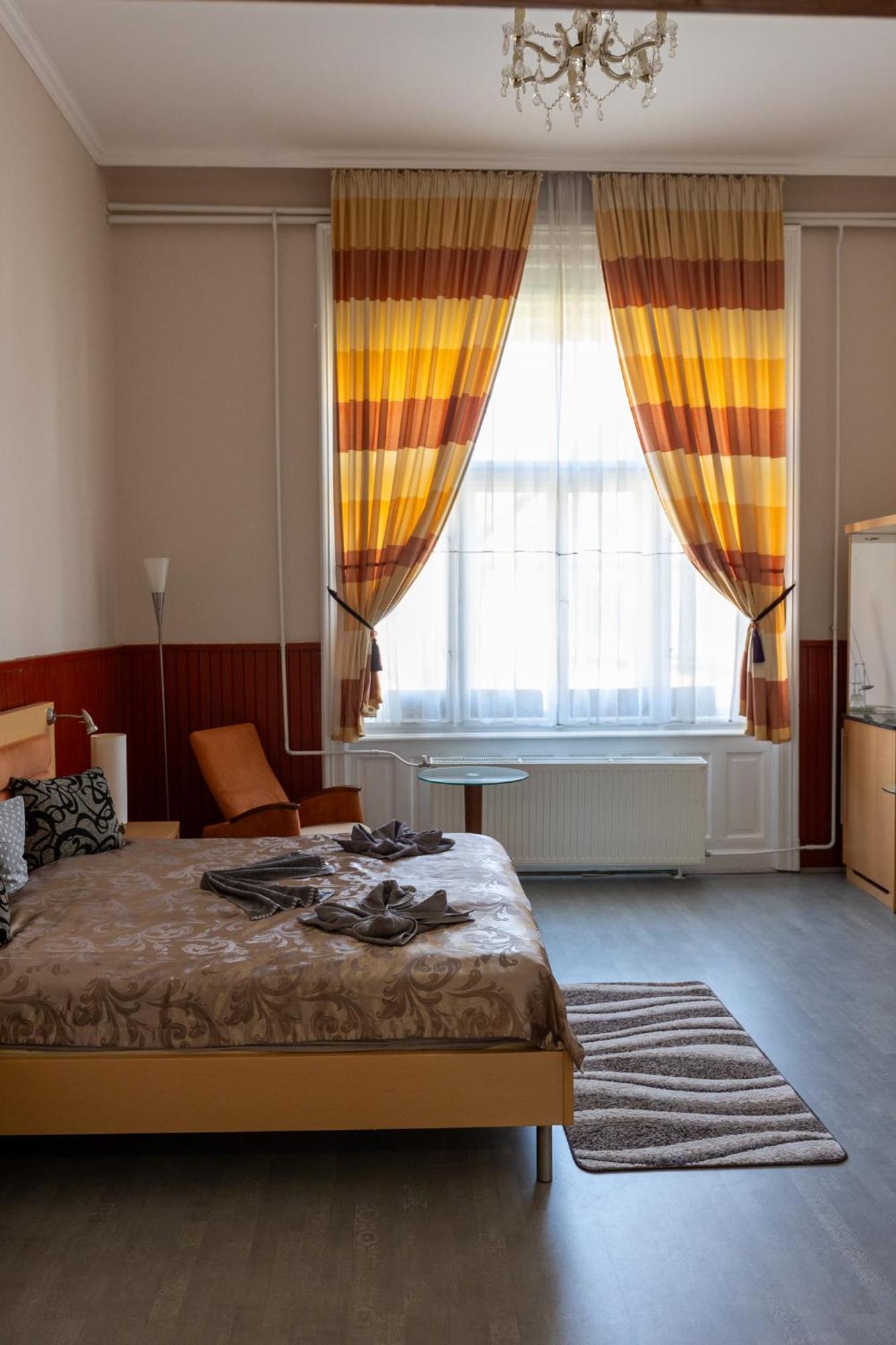 Meller-Kastely Villa Csurgo Екстер'єр фото